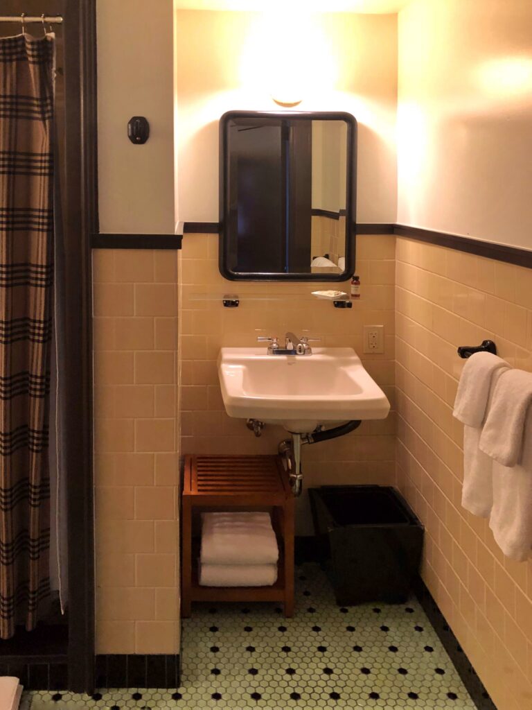 freehand-los-angeles-guestroom-bathroom-yellow-tile-sink